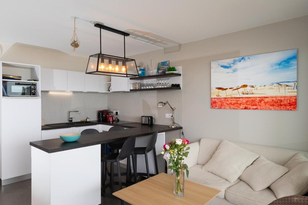 Apartamento Le Rêve, les pieds dans l'eau, face à l'Ile de Ré La Tranche-sur-Mer Exterior foto