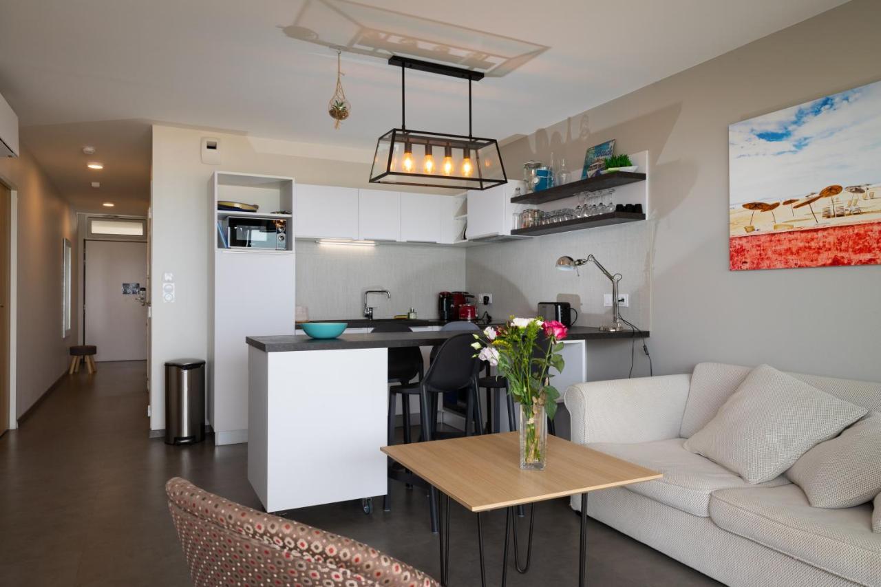Apartamento Le Rêve, les pieds dans l'eau, face à l'Ile de Ré La Tranche-sur-Mer Exterior foto